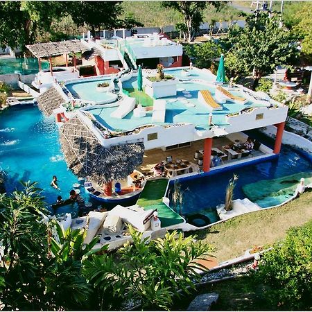 Mirabel Club Resort Pantai Jomtien Bagian luar foto