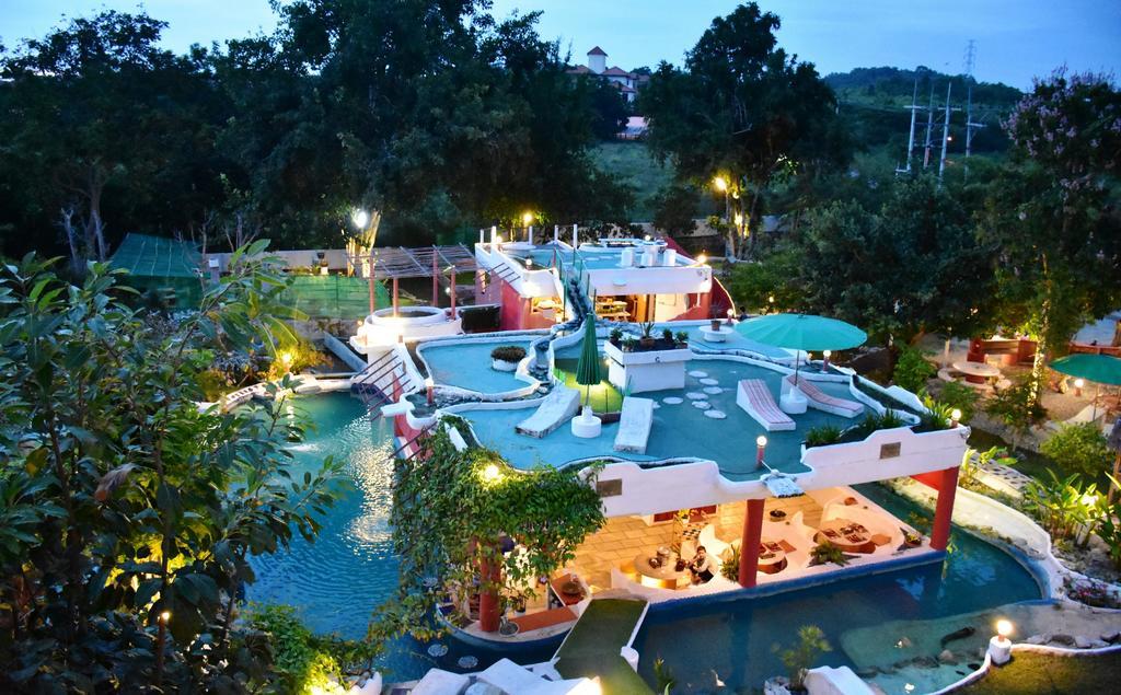 Mirabel Club Resort Pantai Jomtien Bagian luar foto