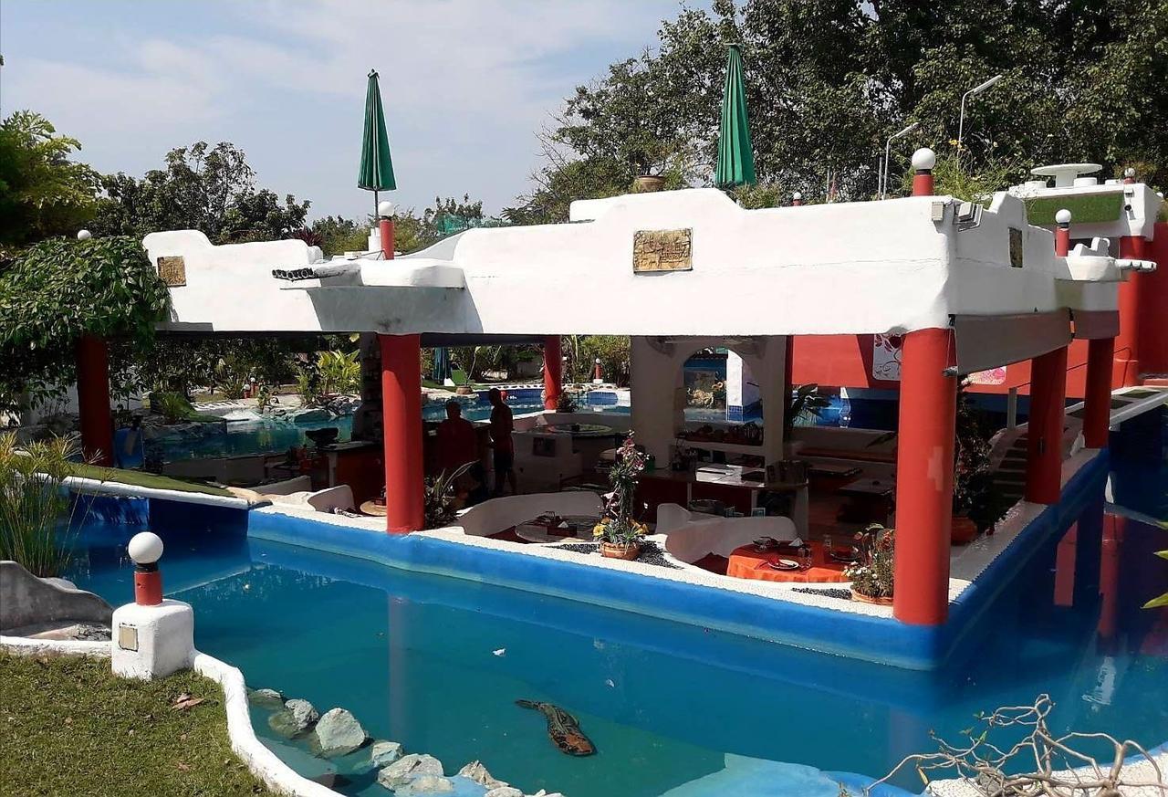 Mirabel Club Resort Pantai Jomtien Bagian luar foto