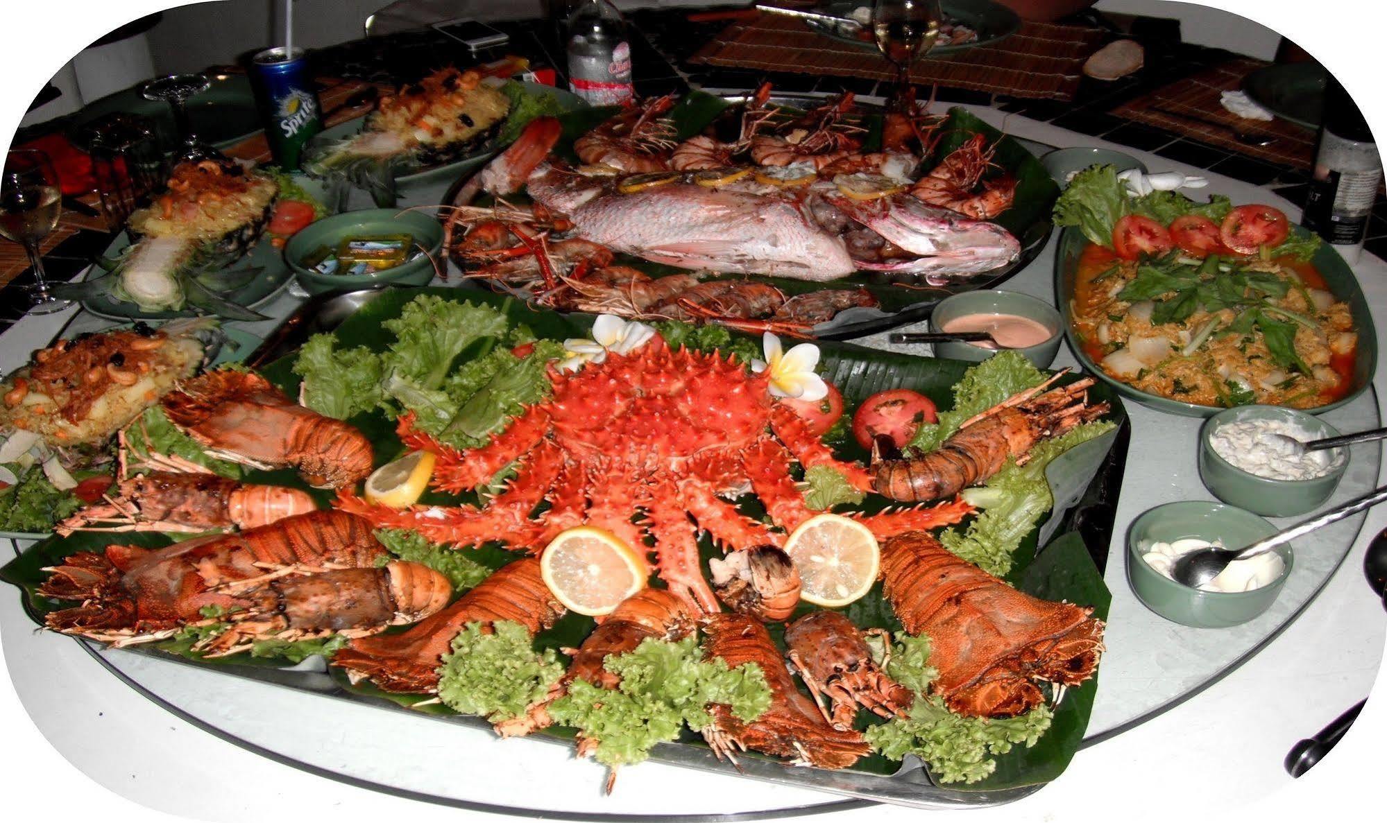 Mirabel Club Resort Pantai Jomtien Bagian luar foto