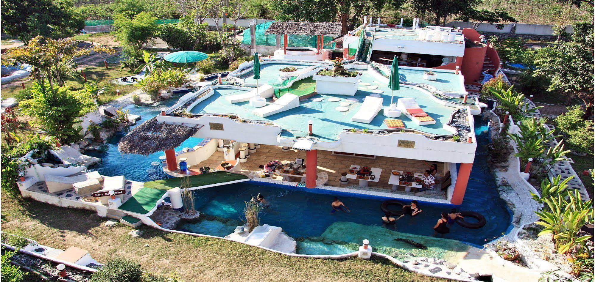 Mirabel Club Resort Pantai Jomtien Bagian luar foto